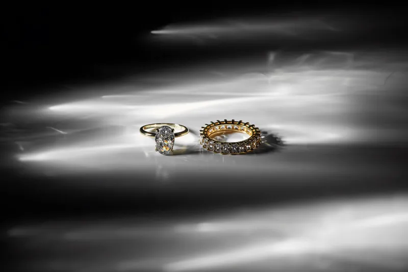 Both at Once: The Luxury Paradox of Wanting Everything and Nothing