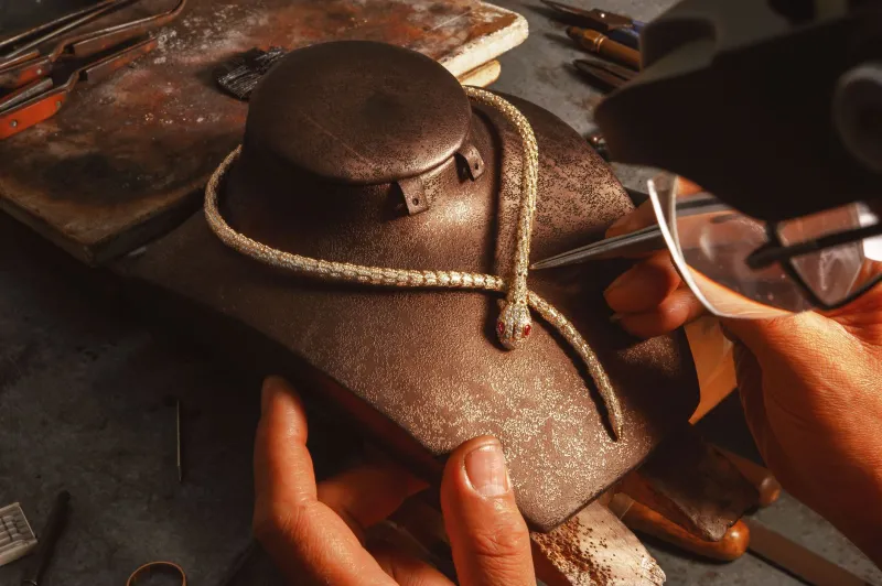 Before the First Sketch: A Collector's Complete Guide to Commissioning Bespoke Fine Jewelry